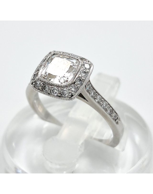 티파니 앤코 티파니앤코 [중고명품] [구구스]중고명품 티파니 1.01ct 다이아 솔리스트 레거시 반지 11 (NO 10480398) 멀티컬러 착용컷