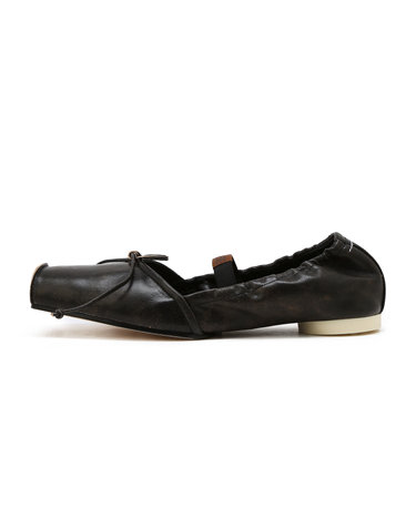 [시즌오프][MM6 MAISON MARGIELA] 블랙 로고장식 플랫슈즈