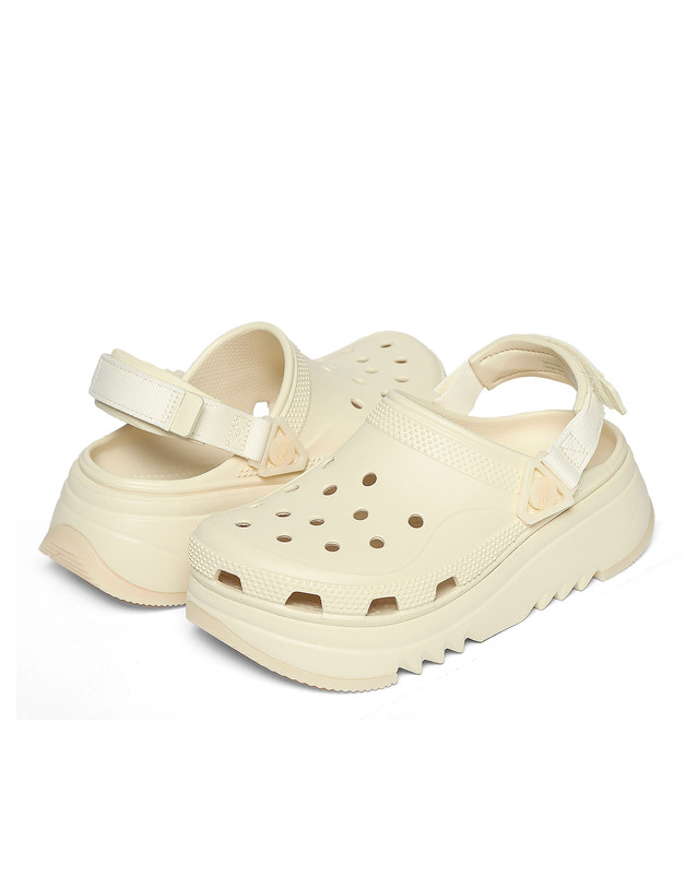 크록스 [크록스] 하이커 엑스케이프 (4cm) 클로그 바닐라 208365-108 착용컷