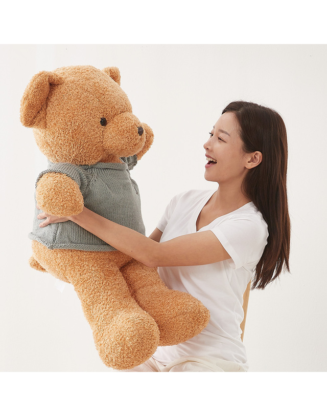 이솔홈 니트곰 대형 곰인형 봉제 애착 동물 선물 바디필로우 착용컷