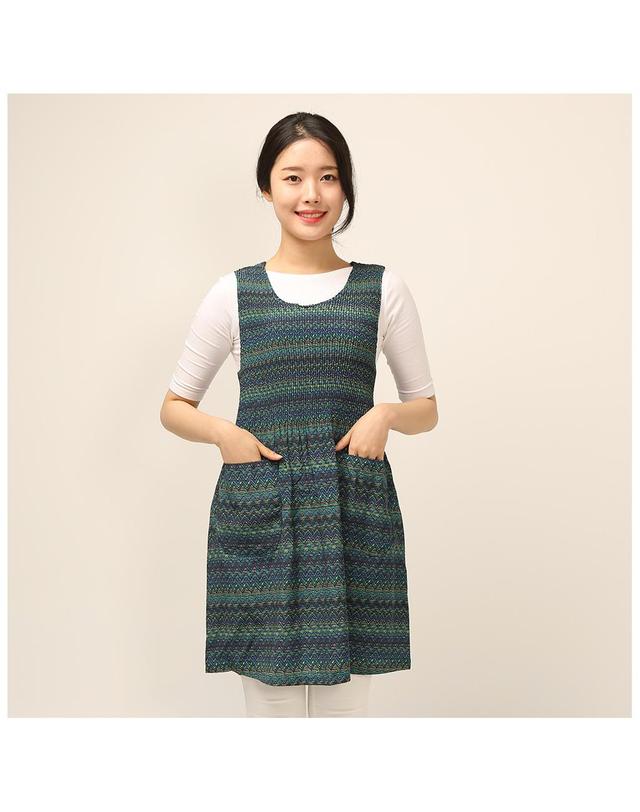 이솔홈 이솔홈 패턴 쉬폰 원피스 앞치마 착용컷