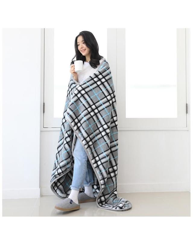 이솔홈 이솔홈 플래드 고급 양면 밍크담요 대형 착용컷