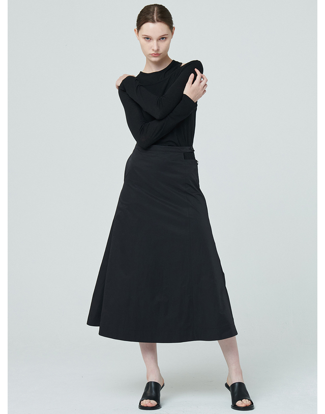 누브 Cut Out Midi Skirt - Black 착용컷
