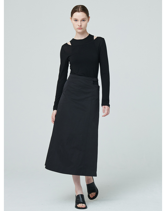 누브 Cut Out Midi Skirt - Black 착용컷