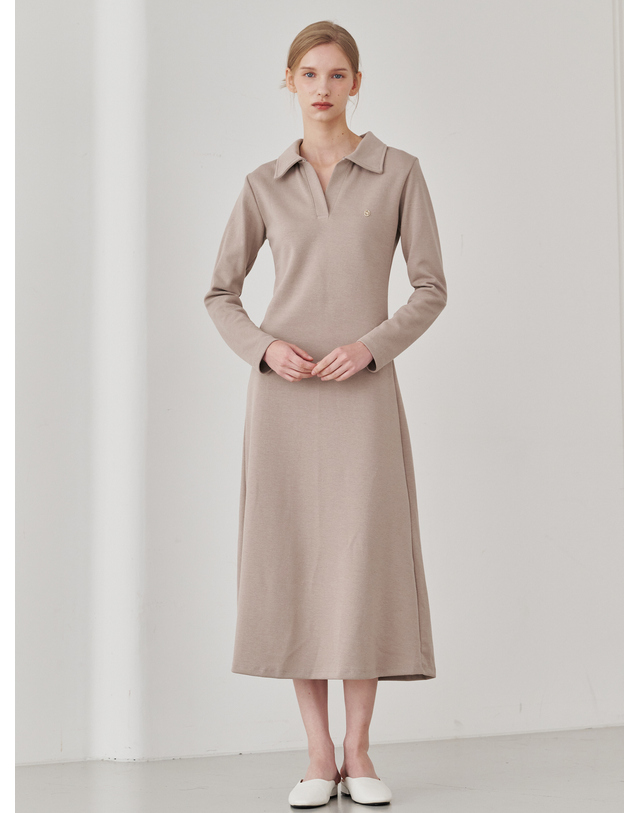 누브 Slim Fit Collar Dress - Beige 착용컷