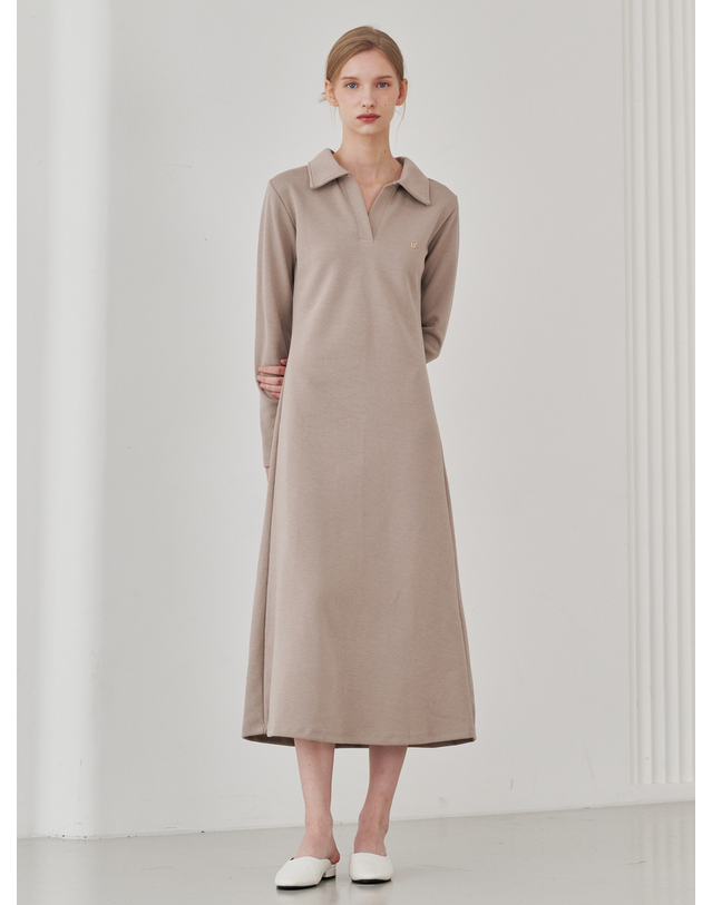 누브 Slim Fit Collar Dress - Beige 착용컷