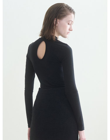 Back Open Slim T-Shirts - Black
