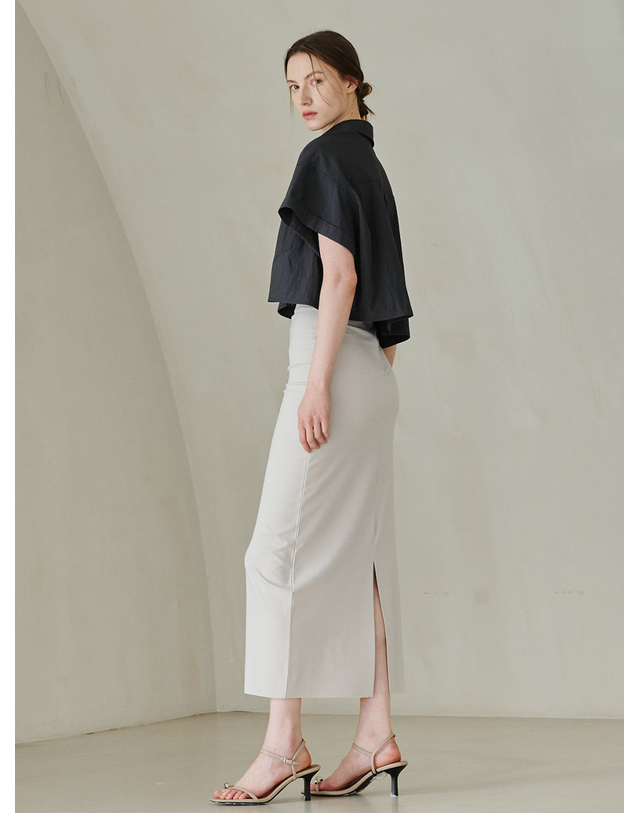 누브 Cut Out Slim-fit Long Skirt -Light Beige 베이지 착용컷