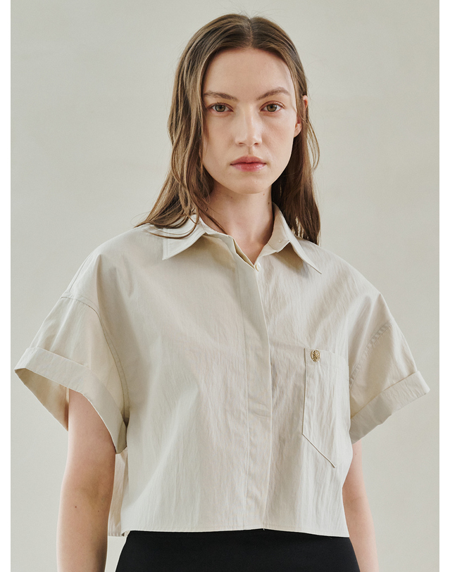 누브 Roll Up Pocket Crop Shirts - Light Khaki 착용컷