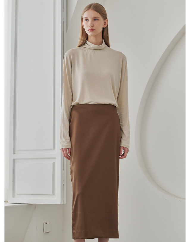 누브 Satin Cut Out Skirt - Brown 베이지 착용컷
