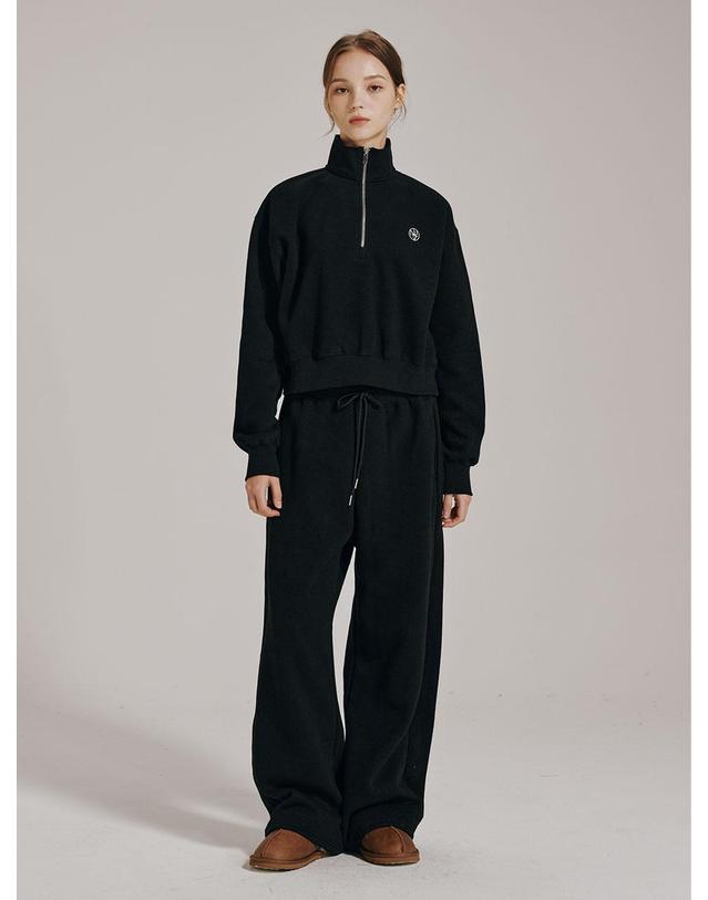 누브 [기모] 하프집업 크롭 스웻셔츠 - 블랙 / Half Zip Up Crop Sweatshirts - Black 착용컷