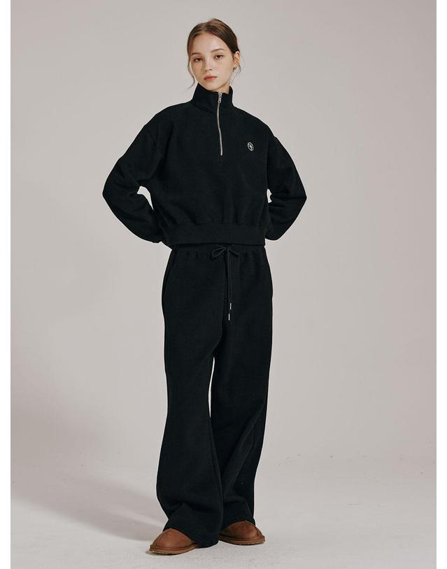 누브 [기모] 하프집업 크롭 스웻셔츠 - 블랙 / Half Zip Up Crop Sweatshirts - Black 착용컷