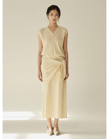 [세트] 린넨 슬리브리스 가디건 + 스커트 + 숄 - 라이트 베이지/ [Set] Linen Sleeveless Cardigan + Skirt + Shawl - L.Beige