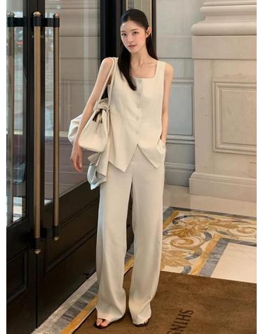 린넨 와이드 커브드 팬츠 - 아이보리 / Linen Wide Curved Pants - Ivory