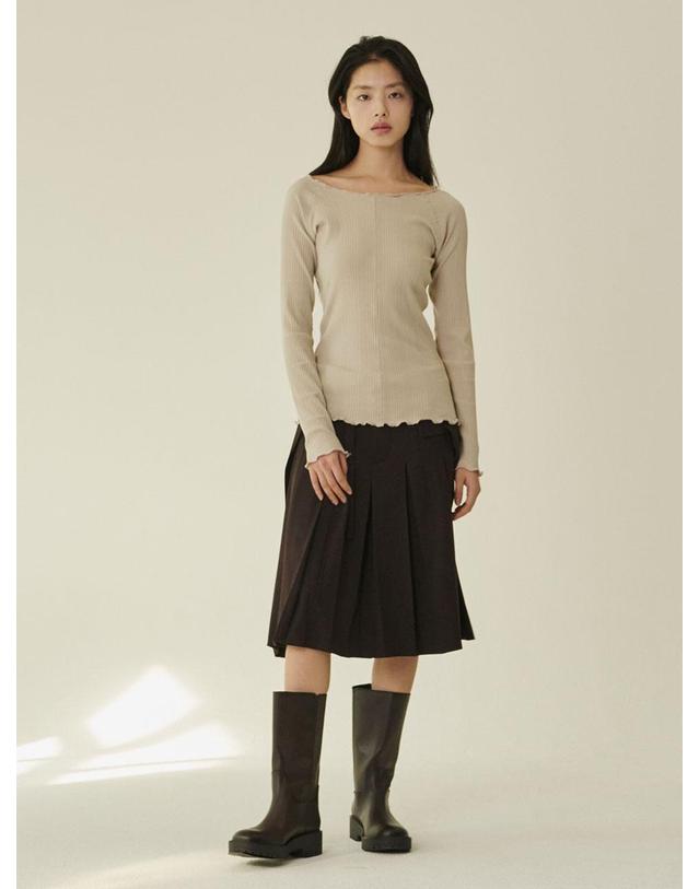 누브 스티치 슬림핏 티셔츠 - 베이지/ Stitch Slim Fit T‑Shirt - Beige 착용컷
