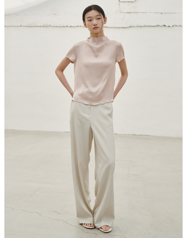 누브 하프 슬리브 실키 블라우스 - 핑크 / Half-sleeved silky blouse - Pink 착용컷