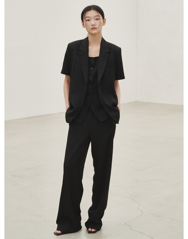 누브 린넨 벨티드 자켓 -블랙 / Linen Belted Jacket - Black 착용컷