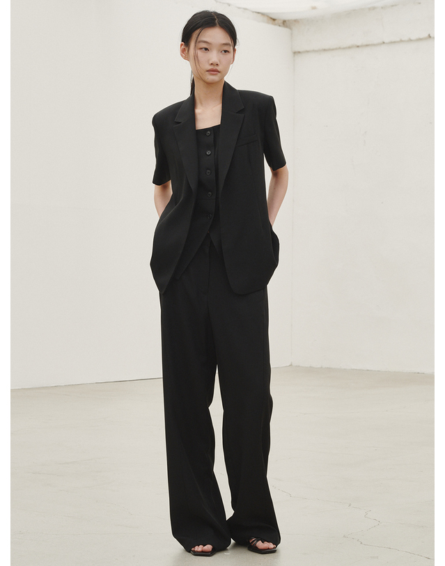 누브 린넨 베스트 블라우스 셋업- 블랙 / Linen Vest Blouse Set up - Black 착용컷