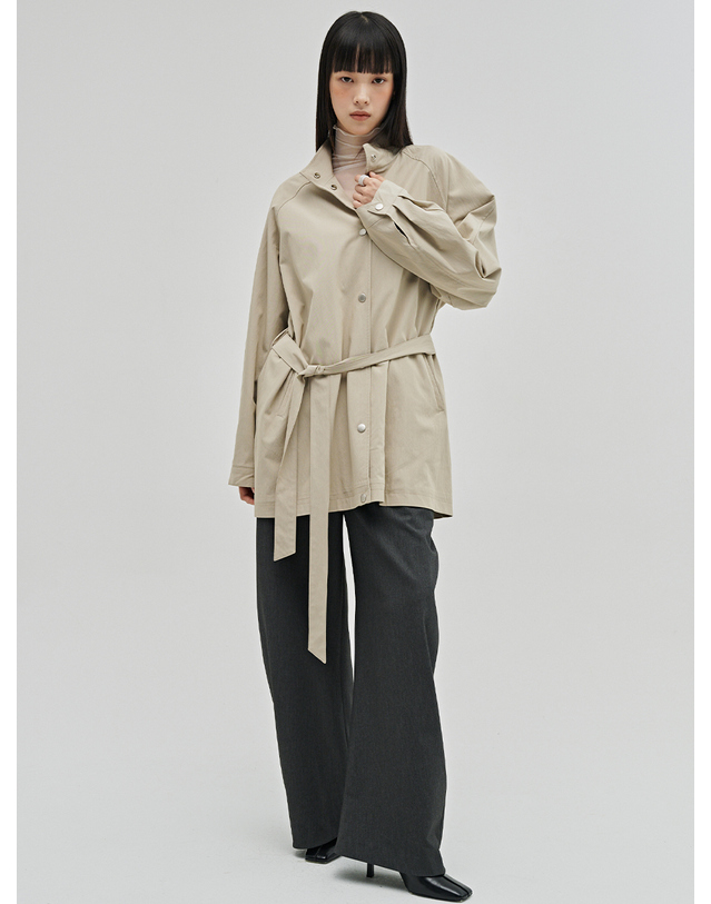 누브 하이넥 트렌치코트 - 베이지 / High Neck Trench Coat - Beige 착용컷