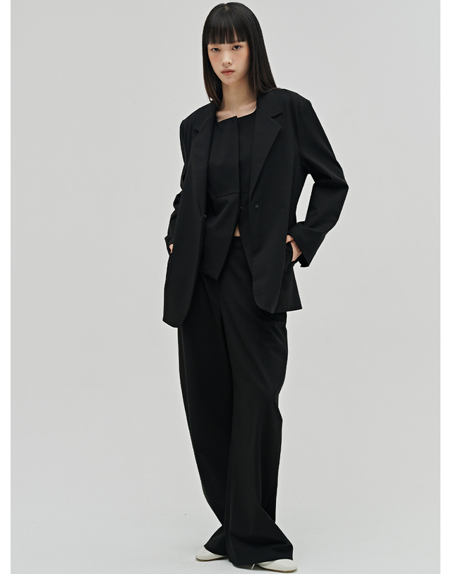 누브 울 테일러드 벨티드 자켓 셋업 - 블랙 / Wool Tailored Belted Jacket Set up - Black 착용컷
