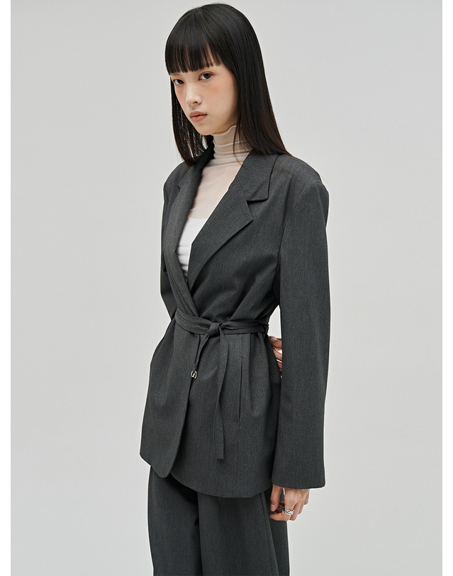 누브 울 테일러드 벨티드 자켓 셋업 - 다크 그레이 / Wool Tailored Belted Jacket Set up - D.Gray 착용컷