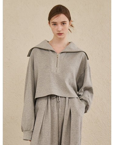 Wide Collar Crop T-Shirts - M. Gray