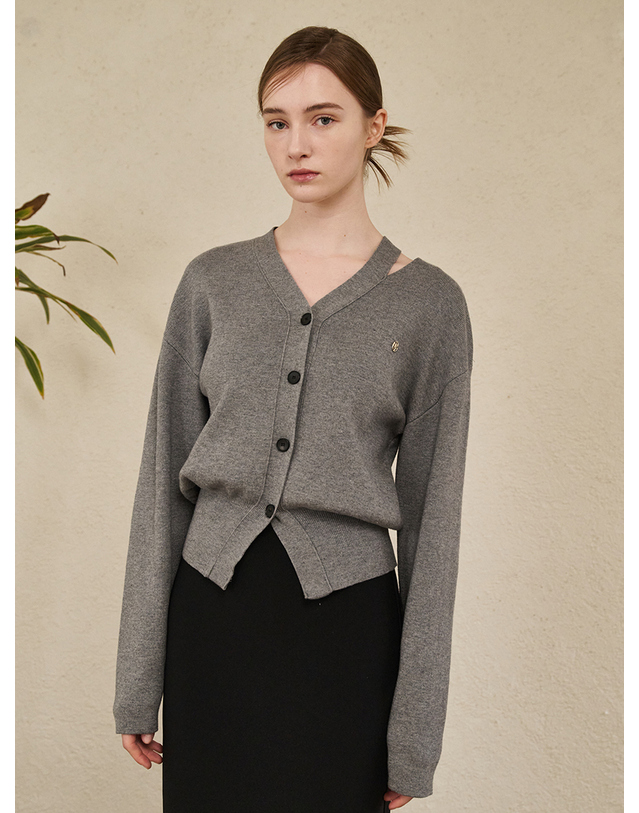 누브 V-Neck Cut Out Cardigan - M. Gray 착용컷