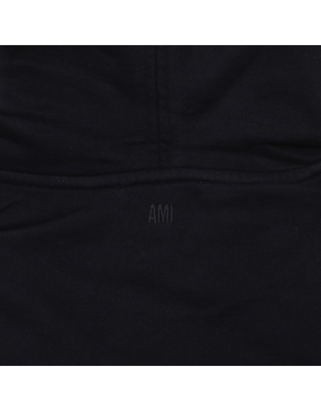 아미 AMI BFUSW235 730 001 아미 드 꾀흐 스몰 하트 로고 공용 후드티 착용컷