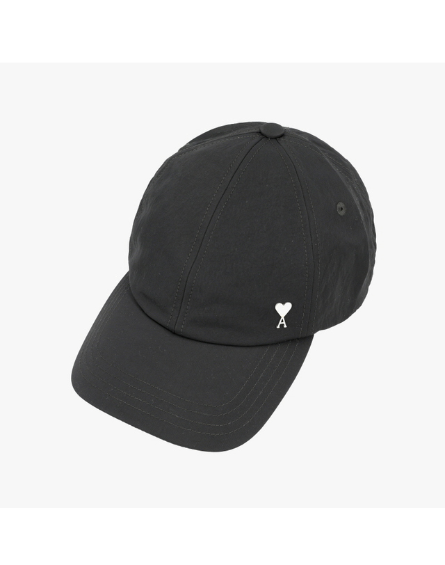 아미 AMI UCP268 PA0035 020 아미 드 꾀흐 하트 로고 스터드 볼캡 착용컷