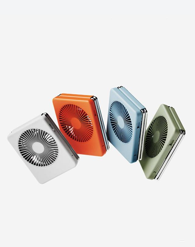 시코 [시코] 무선 탁상용 접이식 미니 폴딩팬 CSF-A01 (화이트/그린/오렌지/블루) 착용컷