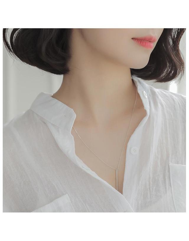 제이로렌 제이로렌 0N0909 일자바 펜던트 데일리 실버목걸이 착용컷
