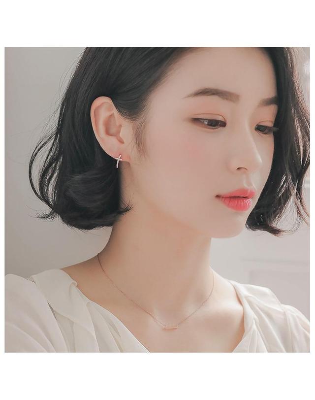 제이로렌 제이로렌 0N0903 로즈골드 막대바 데일리 실버목걸이 착용컷