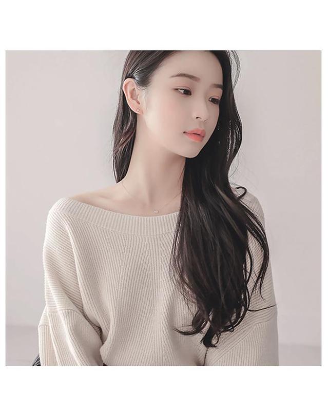 제이로렌 제이로렌 05G0146 14K 데일리 큐빅바 골드목걸이 착용컷