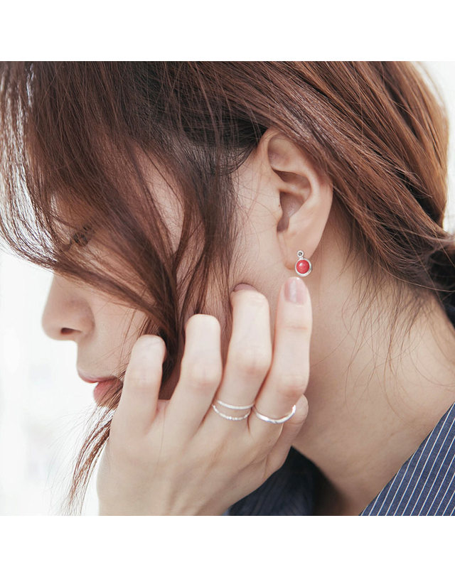 바이데이지 바이데이지 레드 산호 마카사이트 실버 귀걸이 Be0696 착용컷