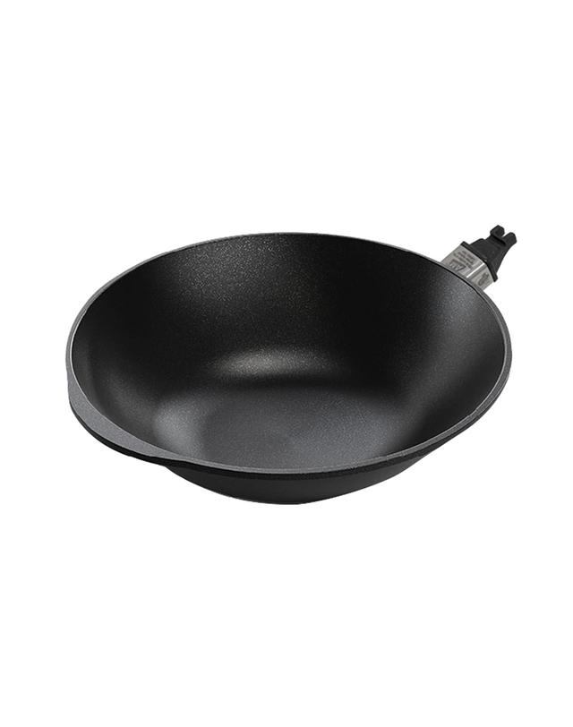 에이엠티 AMT 32cm 인덕션 웍 i-1132S 착용컷