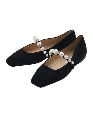 [지미추] 여성 스웨이드 플랫 슈즈 ADE FLAT SZR BLACK/WHITE