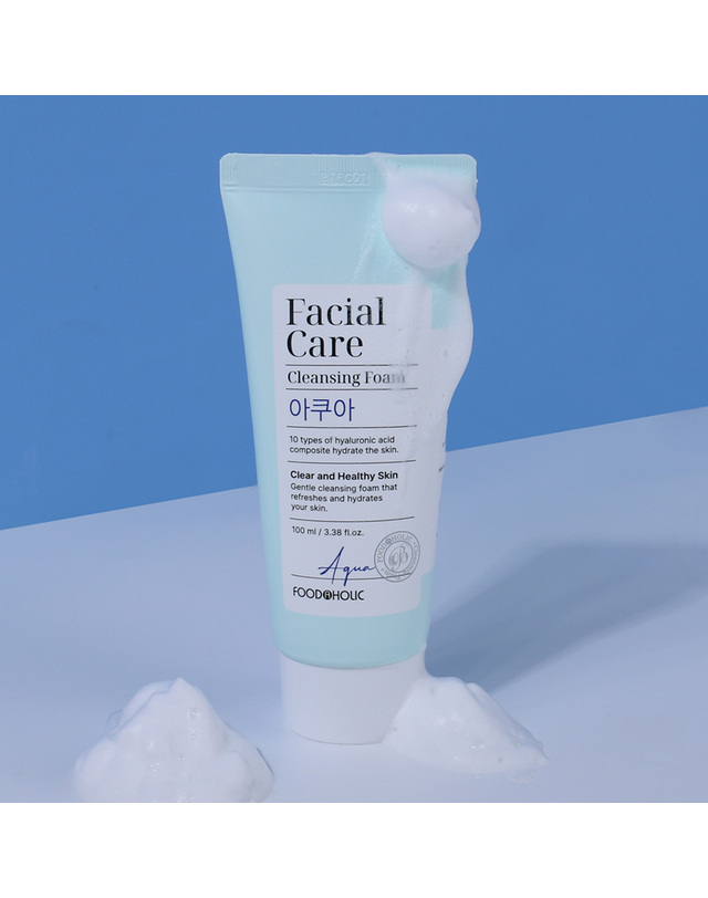 푸드어홀릭 푸드어홀릭 페이셜 케어 클렌징폼 아쿠아 100ml /약알칼리성 히알루론 수분촉촉 클렌저 착용컷