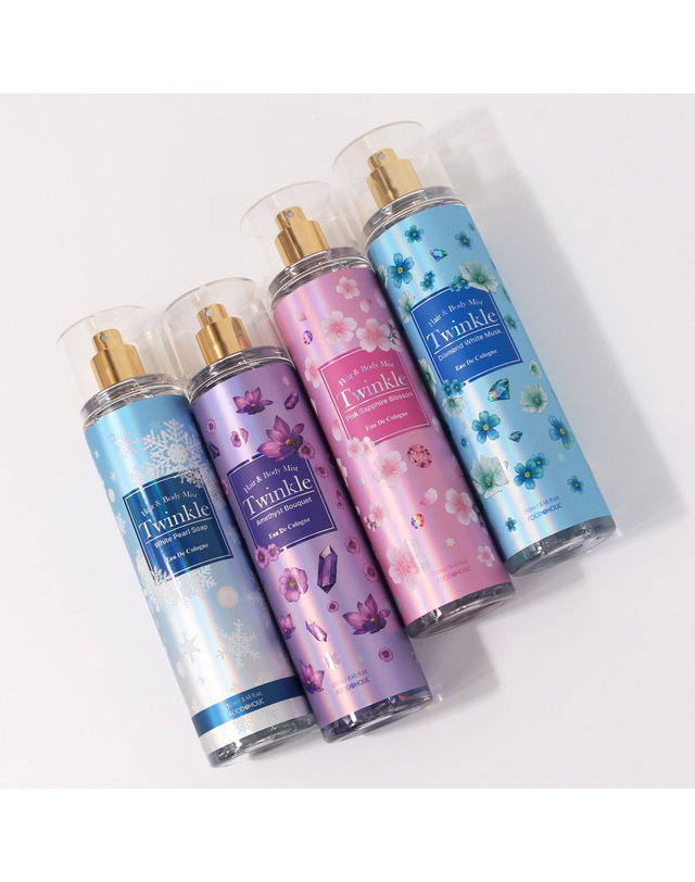 푸드어홀릭 (무배)NEW 트윙클 바디미스트 250ml/ 퍼퓸스프레이 아메시스트 머스크 플로럴 비누향 착용컷