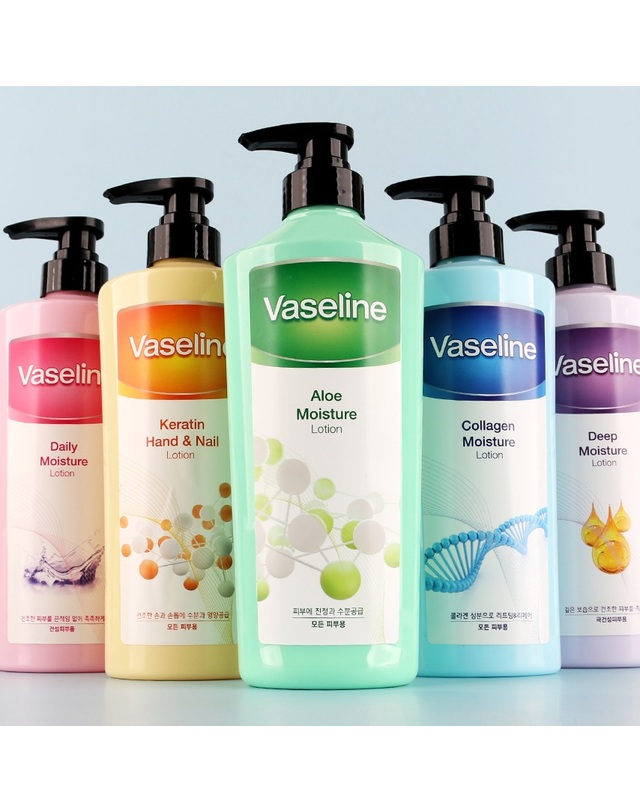 푸드어홀릭 푸드어홀릭 바세린 바디로션/핸드로션 500ml 착용컷