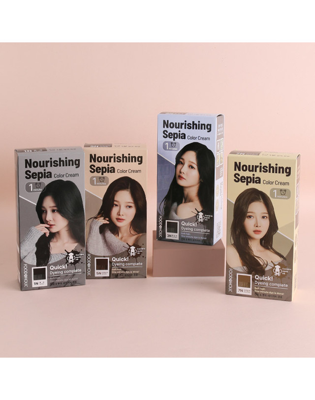 푸드어홀릭 1분 너리싱 먹물 헤어칼라크림 1N흑색 착용컷