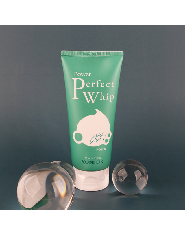 푸드어홀릭 푸드어홀릭 파워 퍼펙트 시카 플러스 휩 폼클렌징 120ml 착용컷