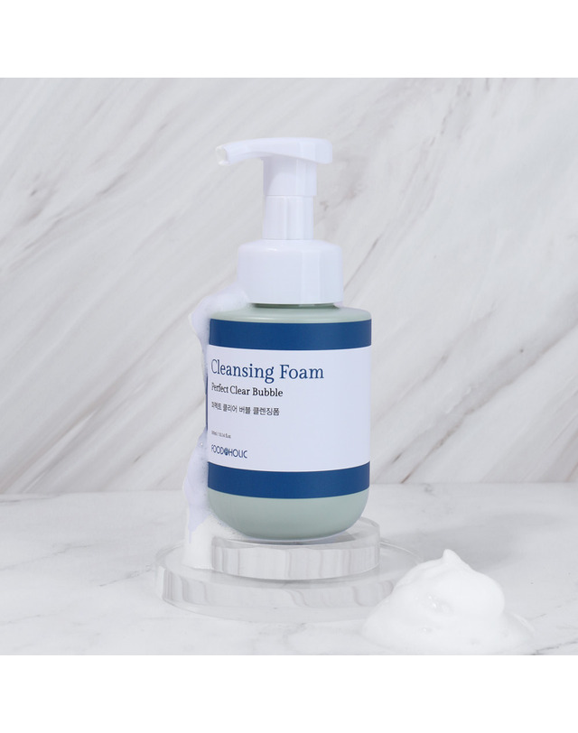 푸드어홀릭 푸드어홀릭 퍼펙트 클리어 위치하젤 버블 클렌징폼 300ml /저자극 폼클렌징 미세거품 착용컷
