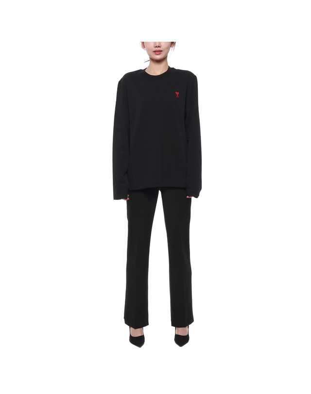아미 23FW 여성 하트 로고 긴팔티셔츠 (UTS205 726 001 W 23F) 착용컷
