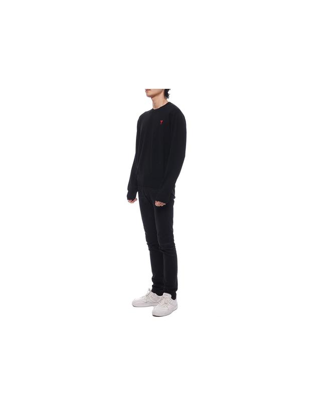 아미 24SS 남성 하트 로고 울 니트 (BFHKS111 KN0025 001 M 24S) 착용컷