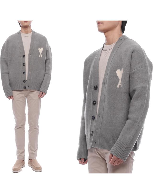 아미 25FW 남성 하트 로고 알파카 혼방 가디건 (UKC365 KN0135 058 M 25F) 착용컷