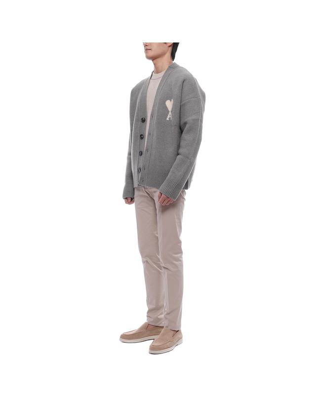 아미 25FW 남성 하트 로고 알파카 혼방 가디건 (UKC365 KN0135 058 M 25F) 착용컷