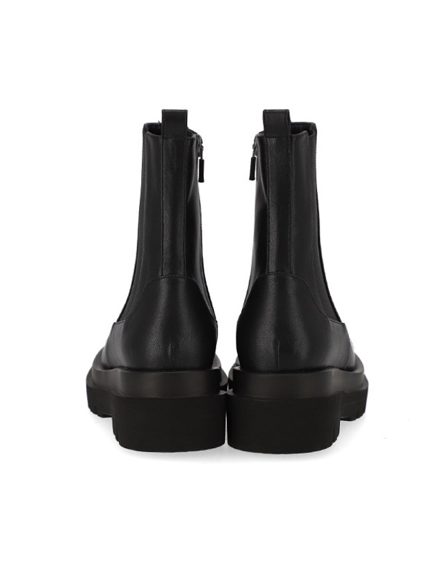 엘칸토 엘칸토 인텐스 여성 플랫폼 아웃솔 첼시 부츠 5cm LCWA54I24V 착용컷