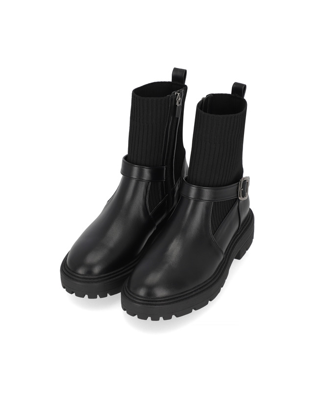 엘칸토 엘칸토 마쯔 여성 니트소재 앵클 부츠 5cm LCWA41M24V 착용컷