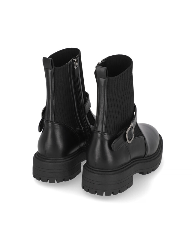 엘칸토 엘칸토 마쯔 여성 니트소재 앵클 부츠 5cm LCWA41M24V 착용컷