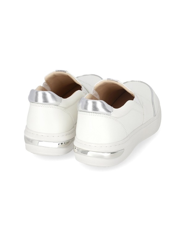 엘칸토 엘칸토 마쯔 여성 몰드 포인트 슬립온 3.5cm LCWC34M413 착용컷